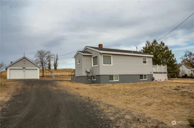 Property photo for 205 E Olive Avenue, Ritzville photo 2