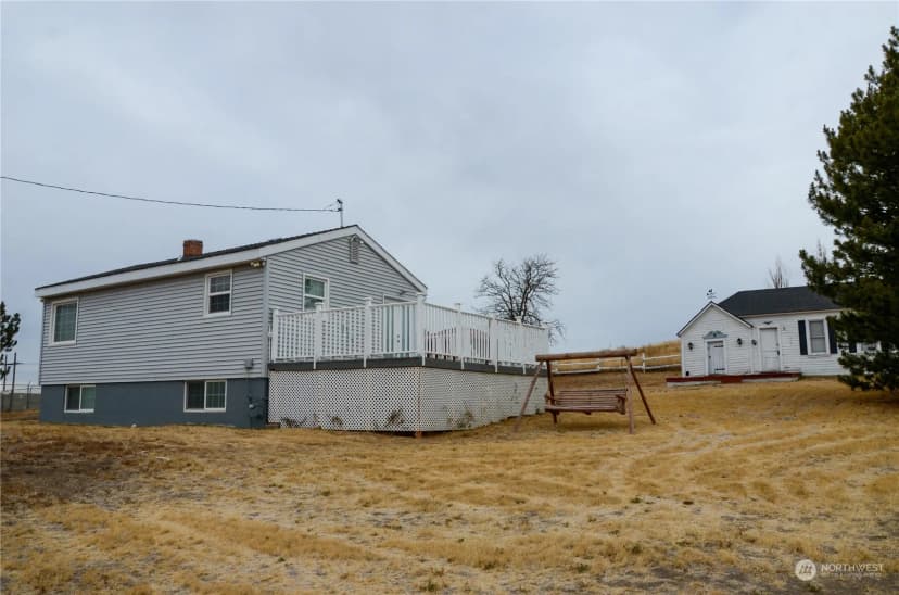 Property photo for 205 E Olive Avenue, Ritzville photo 36