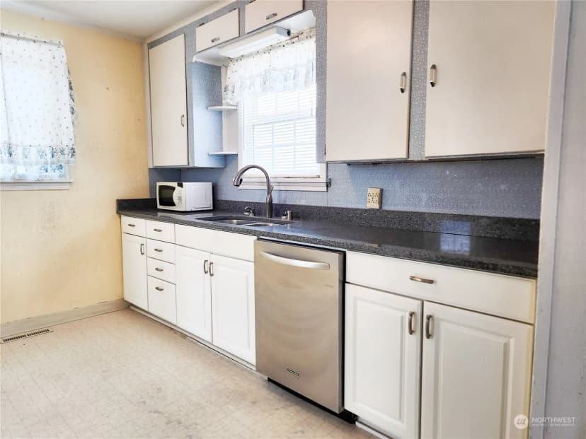 Property photo for 205 E Olive Avenue, Ritzville photo 18