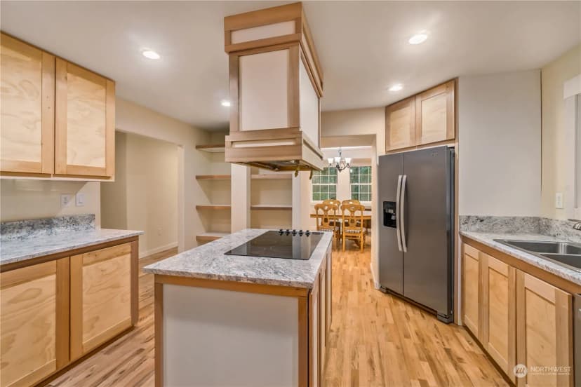 Property photo for 10514 Madrona Drive, Anderson Island photo 9