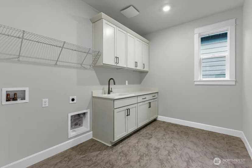 Property photo for 9245 Nootka Court Se, Lacey photo 12