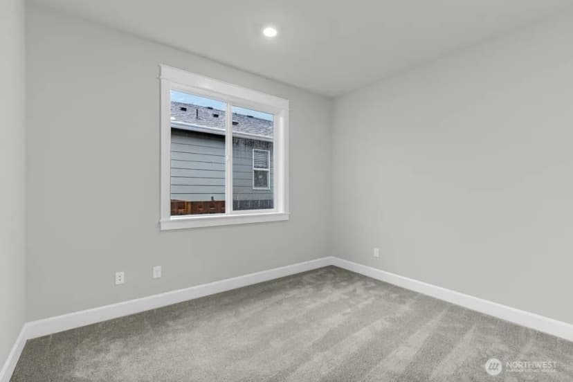 Property photo for 9245 Nootka Court Se, Lacey photo 11