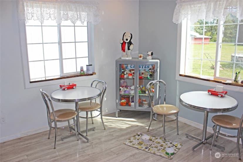 Property photo for 30 Alfredson Road, Oakville photo 16