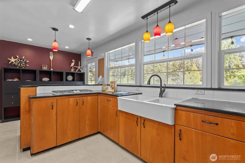 Property photo for 18814 Mcghee Drive E, Bonney Lake photo 12