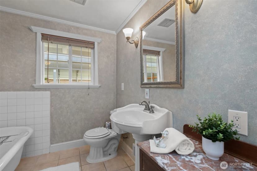 Property photo for 18814 Mcghee Drive E, Bonney Lake photo 16