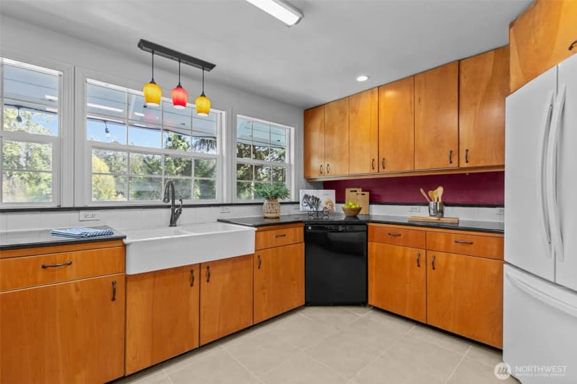 Property photo for 18814 Mcghee Drive E, Bonney Lake photo 11