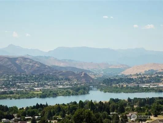 Property photo for 474 Lower Daniels Drive, East Wenatchee photo 4