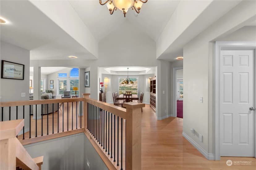 Property photo for 474 Lower Daniels Drive, East Wenatchee photo 8