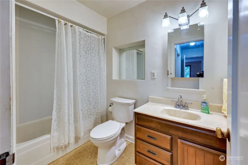 Property photo for 1272 Ne Hostmark Street, Poulsbo photo 19