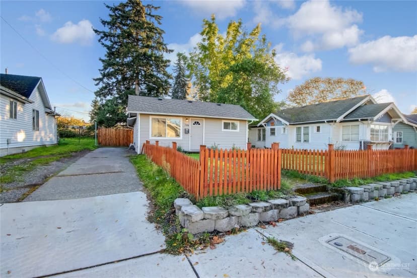 Property photo for 706 4th Street Se, Auburn photo 3