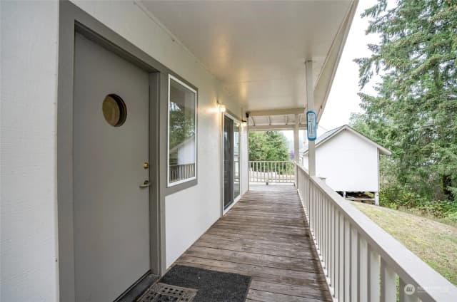 Property photo for 8908 Key Peninsula Highway Nw, Gig Harbor photo 5