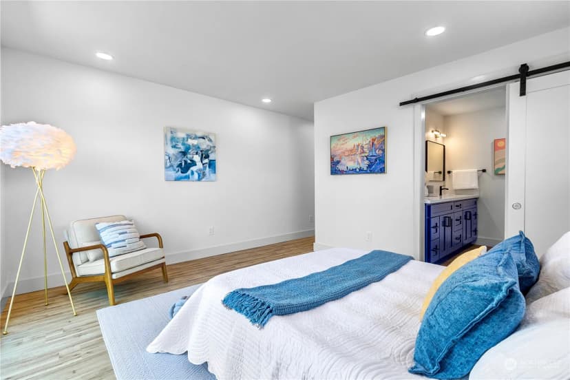 Property photo for 828 Nw 56th Street #b, Seattle photo 14