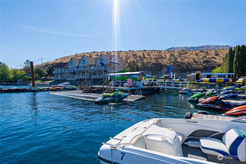 Property photo for 1210 W Woodin Avenue, Chelan photo 5