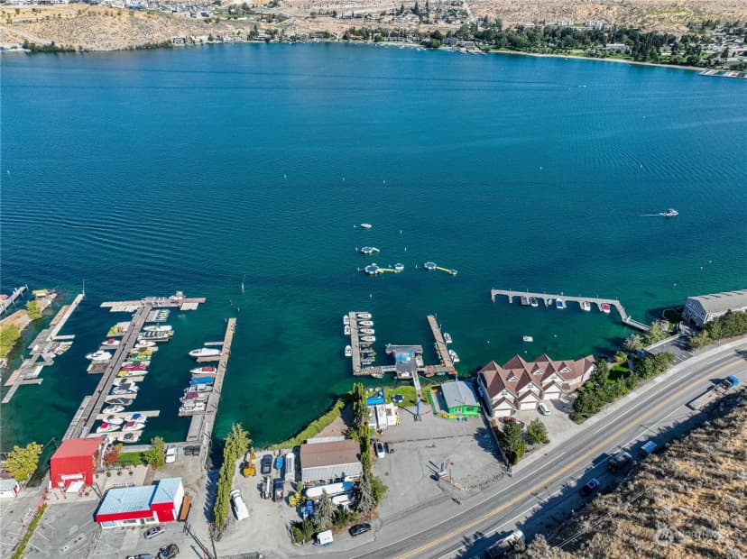 Property photo for 1210 W Woodin Avenue, Chelan photo 28