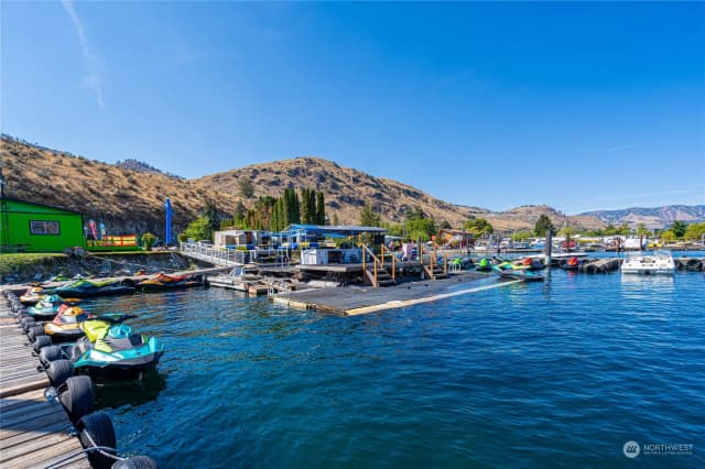 Property photo for 1210 W Woodin Avenue, Chelan photo 4