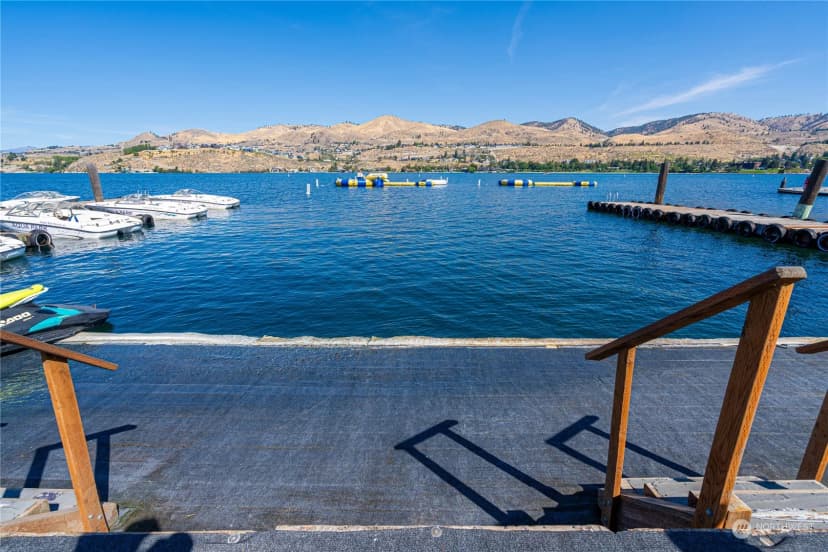 Property photo for 1210 W Woodin Avenue, Chelan photo 18