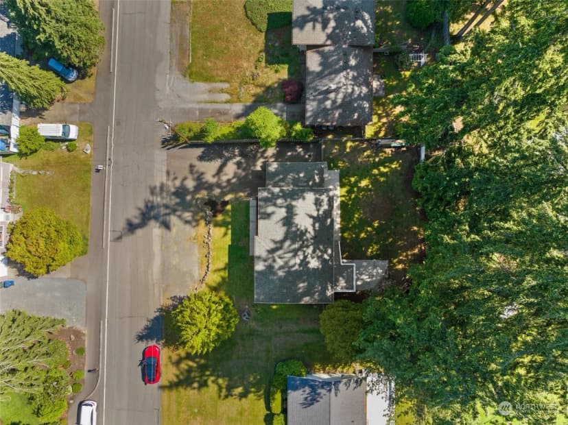 Property photo for 16612 62nd Avenue W, Lynnwood photo 6