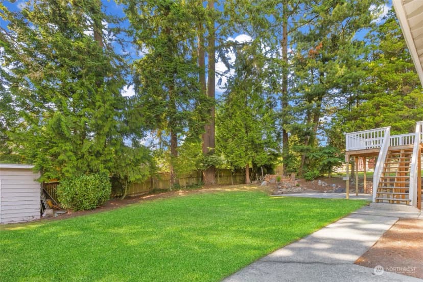 Property photo for 16612 62nd Avenue W, Lynnwood photo 35