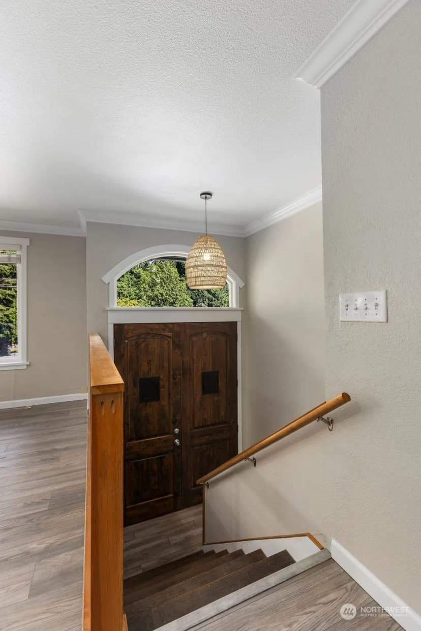 Property photo for 16612 62nd Avenue W, Lynnwood photo 8