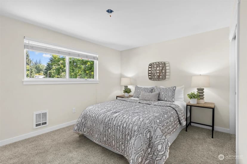 Property photo for 13224 118th Avenue Ne, Kirkland photo 11
