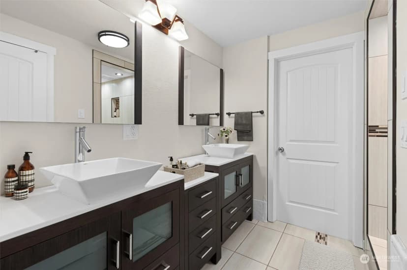 Property photo for 13224 118th Avenue Ne, Kirkland photo 20