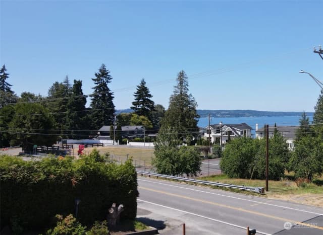 Property photo for 3702 W Mukilteo Boulevard #b, Everett photo 4
