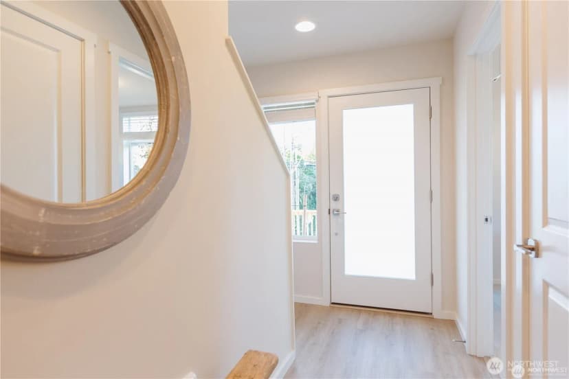 Property photo for 3702 W Mukilteo Boulevard #b, Everett photo 6