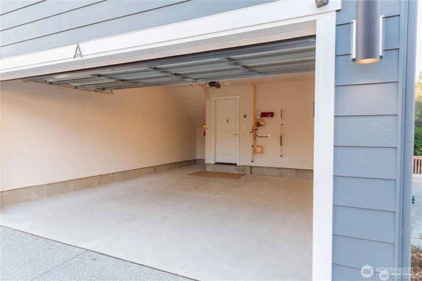 Property photo for 3702 W Mukilteo Boulevard #b, Everett photo 25