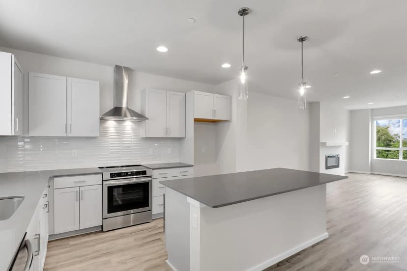 Property photo for 3702 W Mukilteo Boulevard #b, Everett photo 24