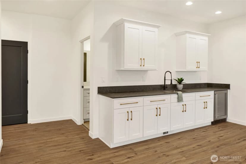 Property photo for 8721 Semiahmoo Drive, Blaine photo 35