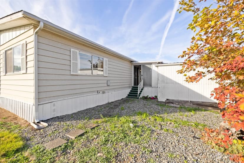 Property photo for 39 Juniper Mobile Estates, Sequim photo 38