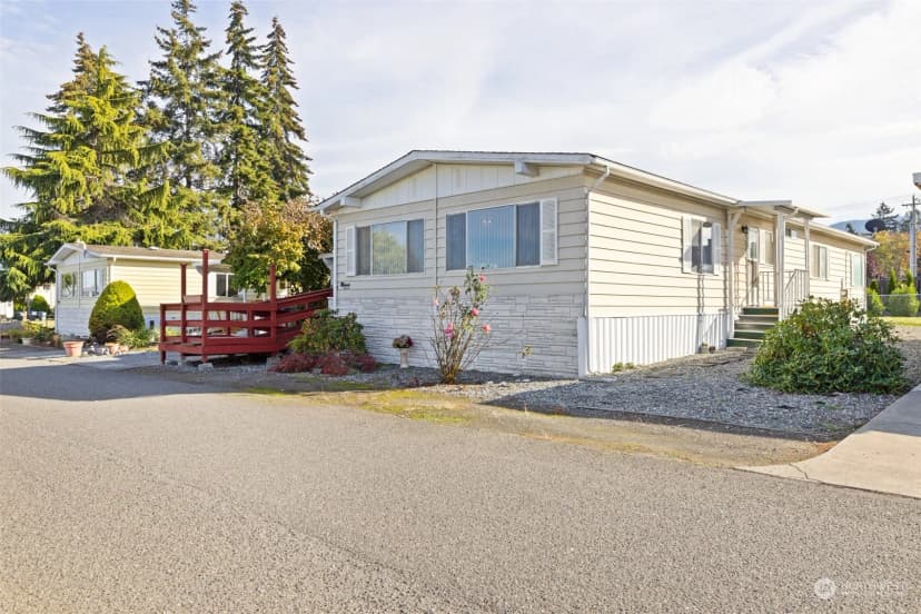 Property photo for 39 Juniper Mobile Estates, Sequim