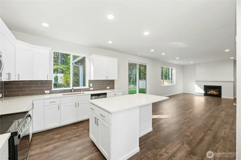 Property photo for 9889 Merrick Street Se #380, Yelm photo 16