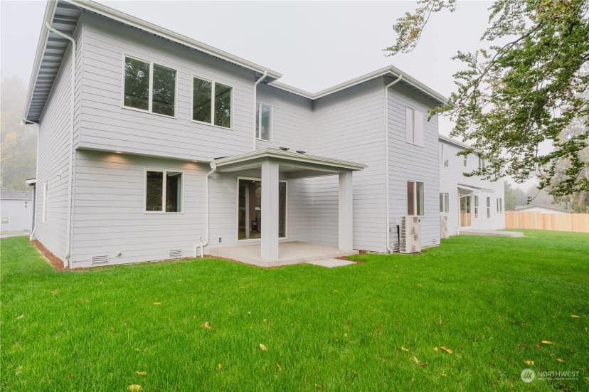 Property photo for 11414 8th Avenue S, Burien photo 5