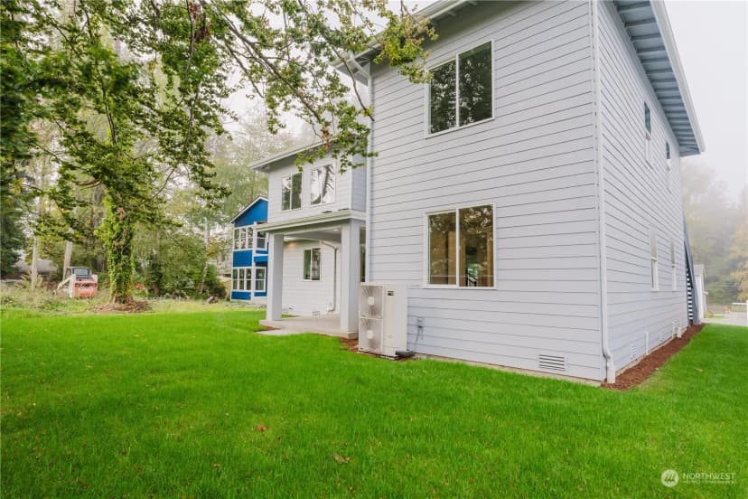 Property photo for 11414 8th Avenue S, Burien photo 6