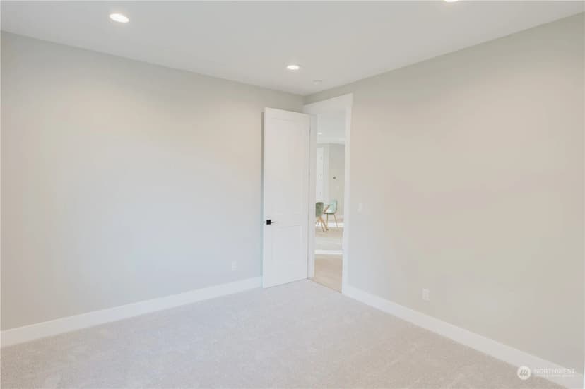 Property photo for 11414 8th Avenue S, Burien photo 26