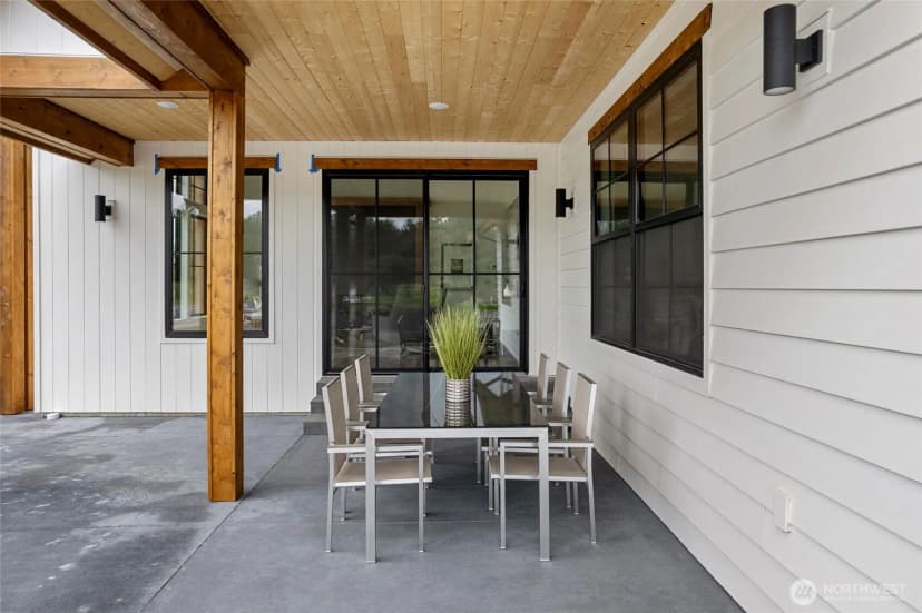 Property photo for 225 Skipping Stone Loop, Lynden photo 4