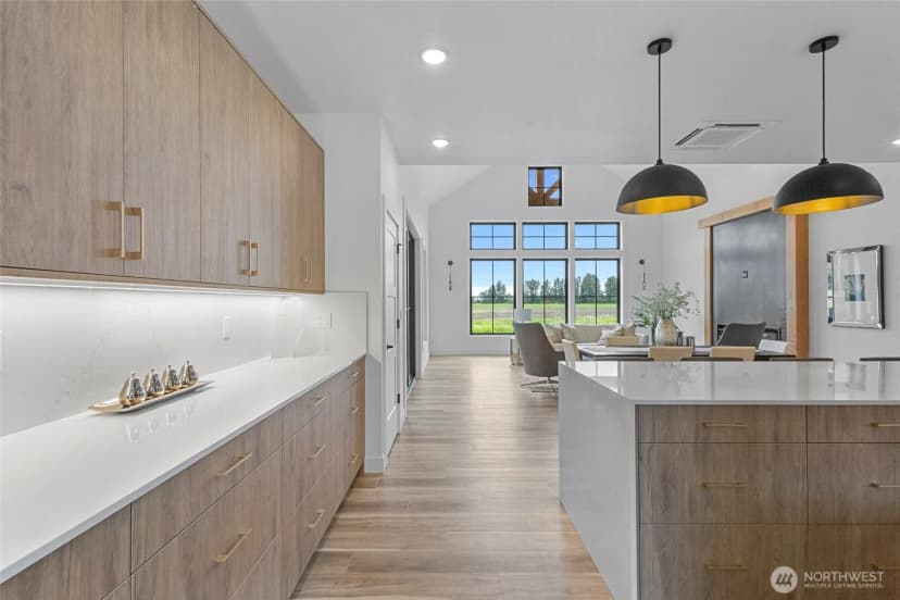 Property photo for 225 Skipping Stone Loop, Lynden photo 10