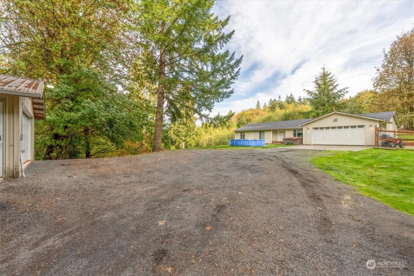 Property photo for 115 Ridgecrest Lane, Longview photo 3