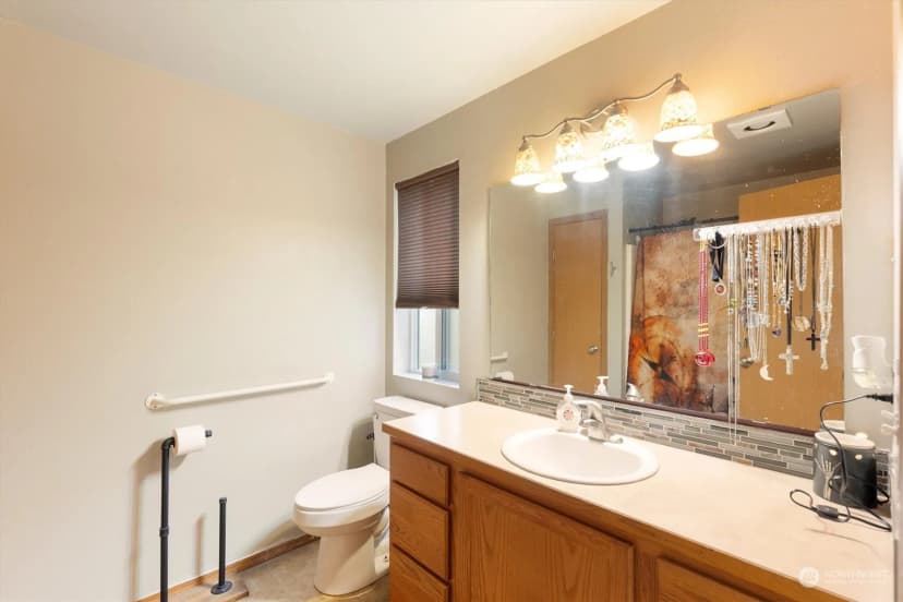 Property photo for 115 Ridgecrest Lane, Longview photo 21