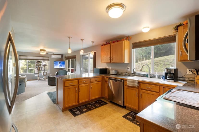 Property photo for 115 Ridgecrest Lane, Longview photo 12