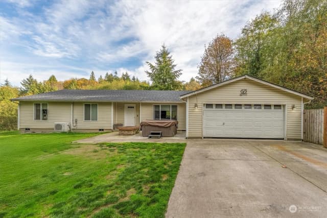 Property photo for 115 Ridgecrest Lane, Longview photo 2