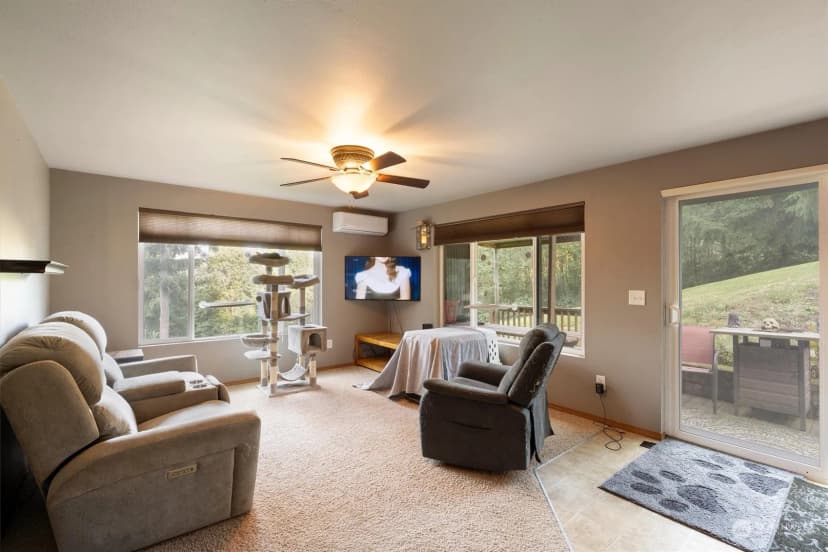 Property photo for 115 Ridgecrest Lane, Longview photo 16