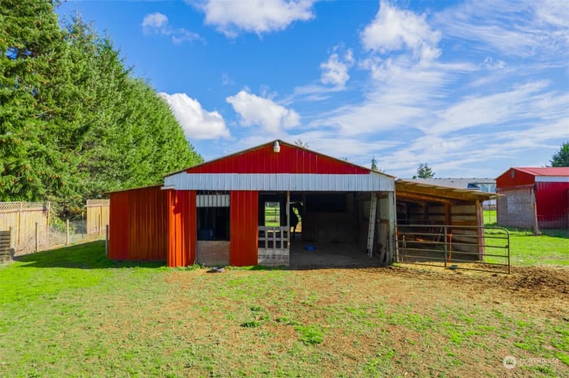 Property photo for 782 S Military Road, Winlock photo 18