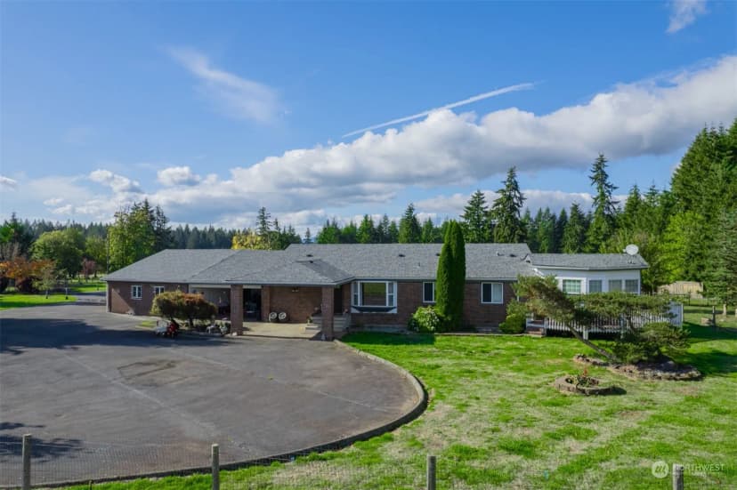 Property photo for 782 S Military Road, Winlock