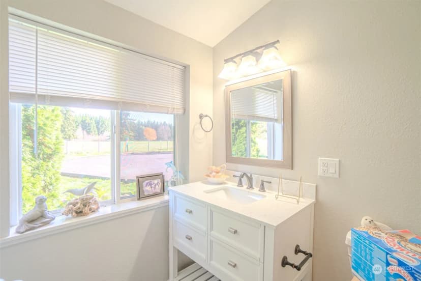 Property photo for 782 S Military Road, Winlock photo 30