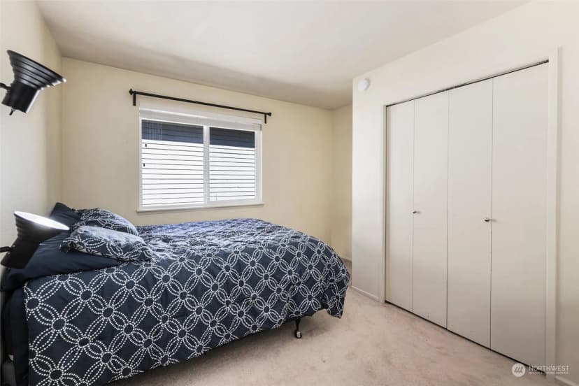 Property photo for 2307 Se 8th Drive, Renton photo 21