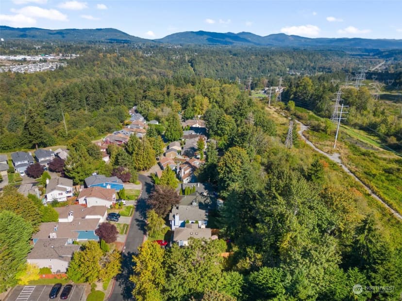 Property photo for 2307 Se 8th Drive, Renton photo 40