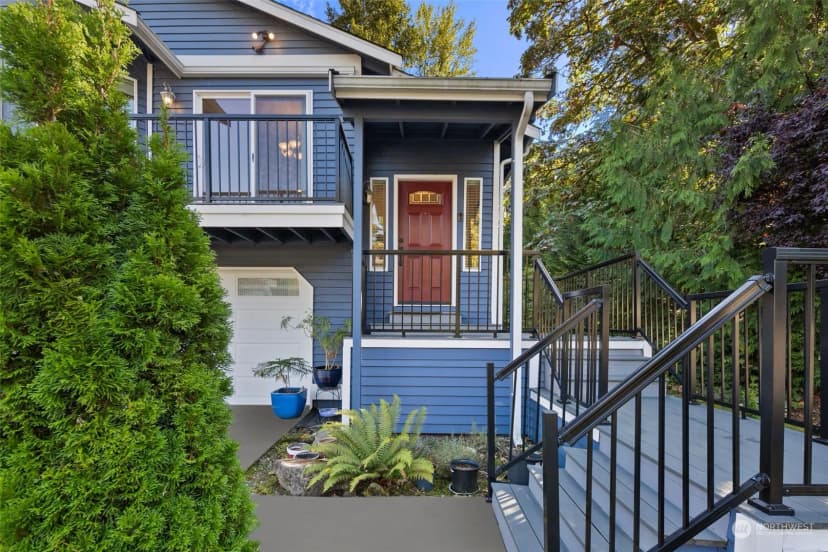 Property photo for 2307 Se 8th Drive, Renton photo 4