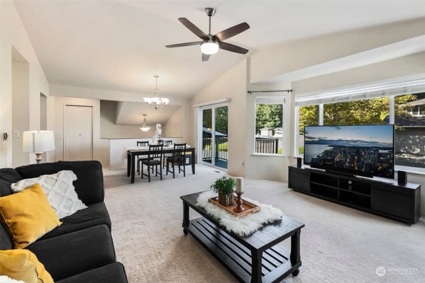 Property photo for 2307 Se 8th Drive, Renton photo 10